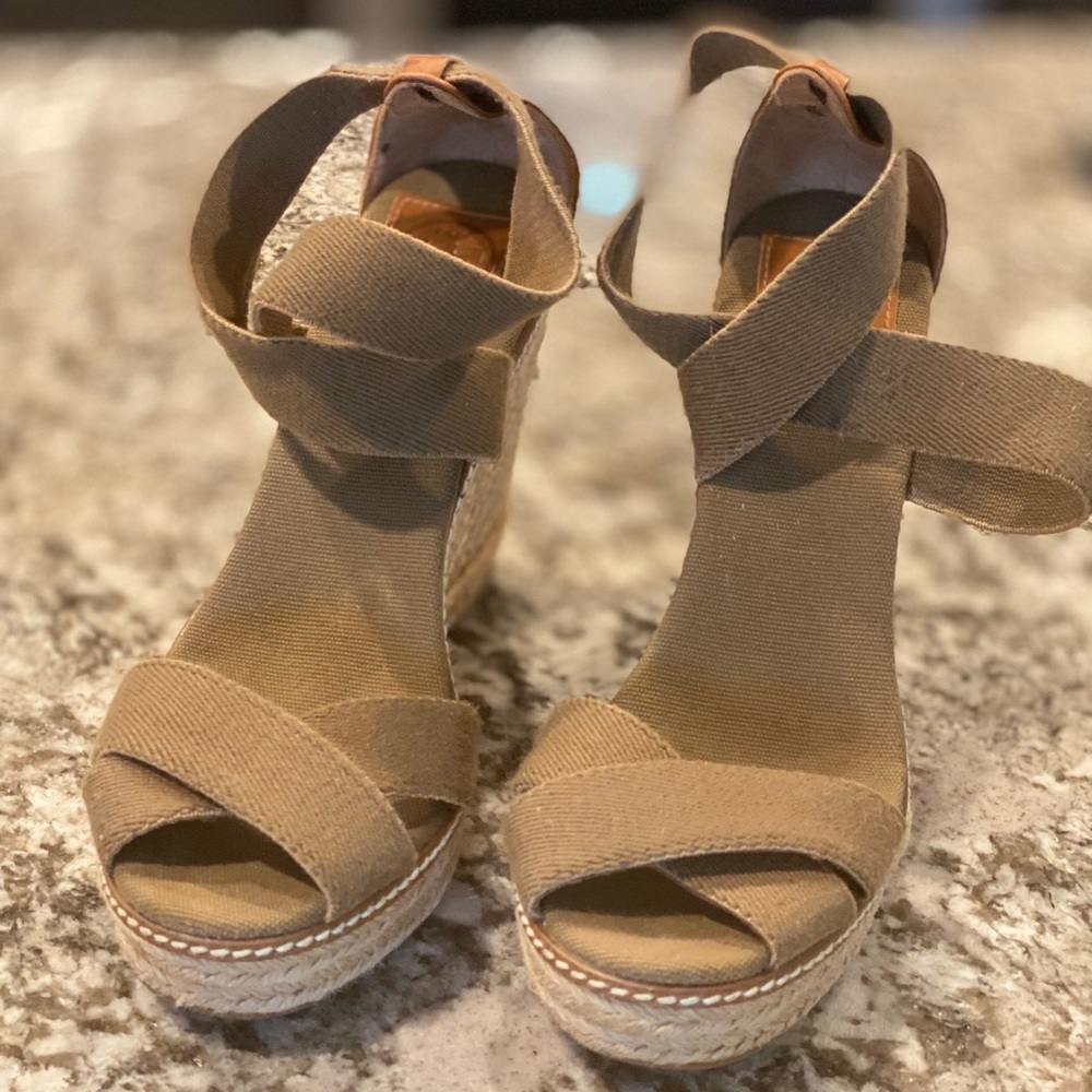 Authentic Tory Burch Sandals